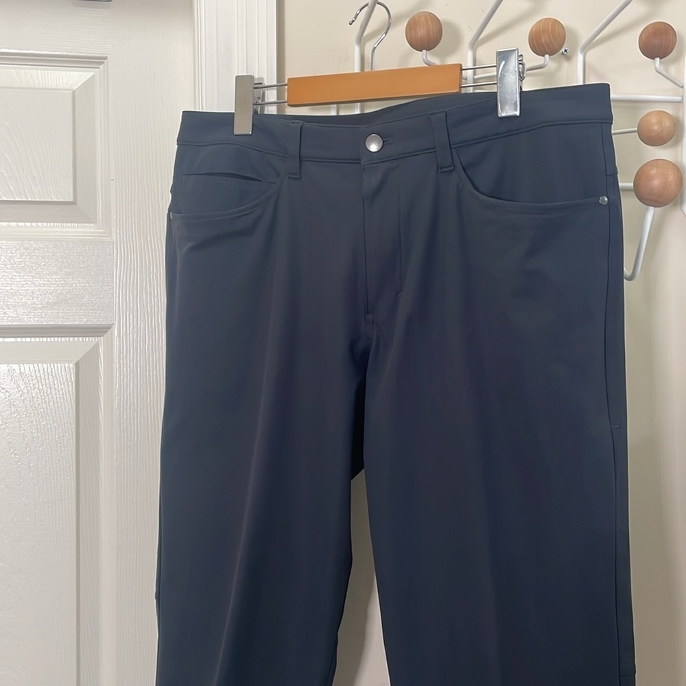 Lululemon ABC Pant Classic Navy - 34 - Picture 5 of 16